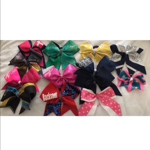 CHEERLEADING HAIR BOWS